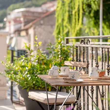 Gasthuis Ivkolina Hvar Town