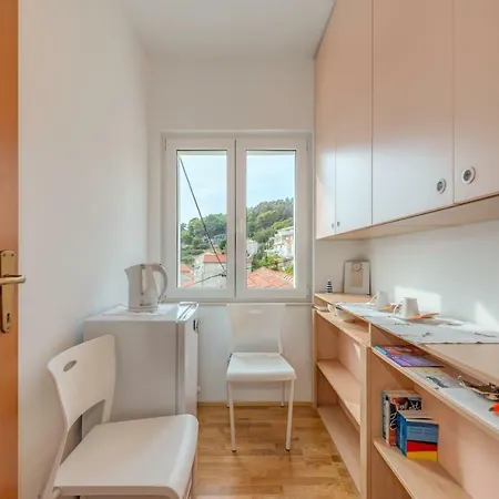 Ivkolina Konukevi Hvar Town