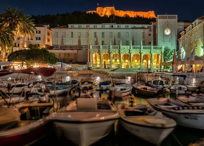 Ivkolina 3* Hvar Town